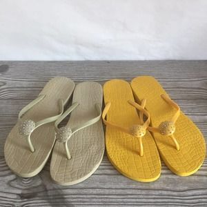 Lindsay Phillips Flip Flops size 9